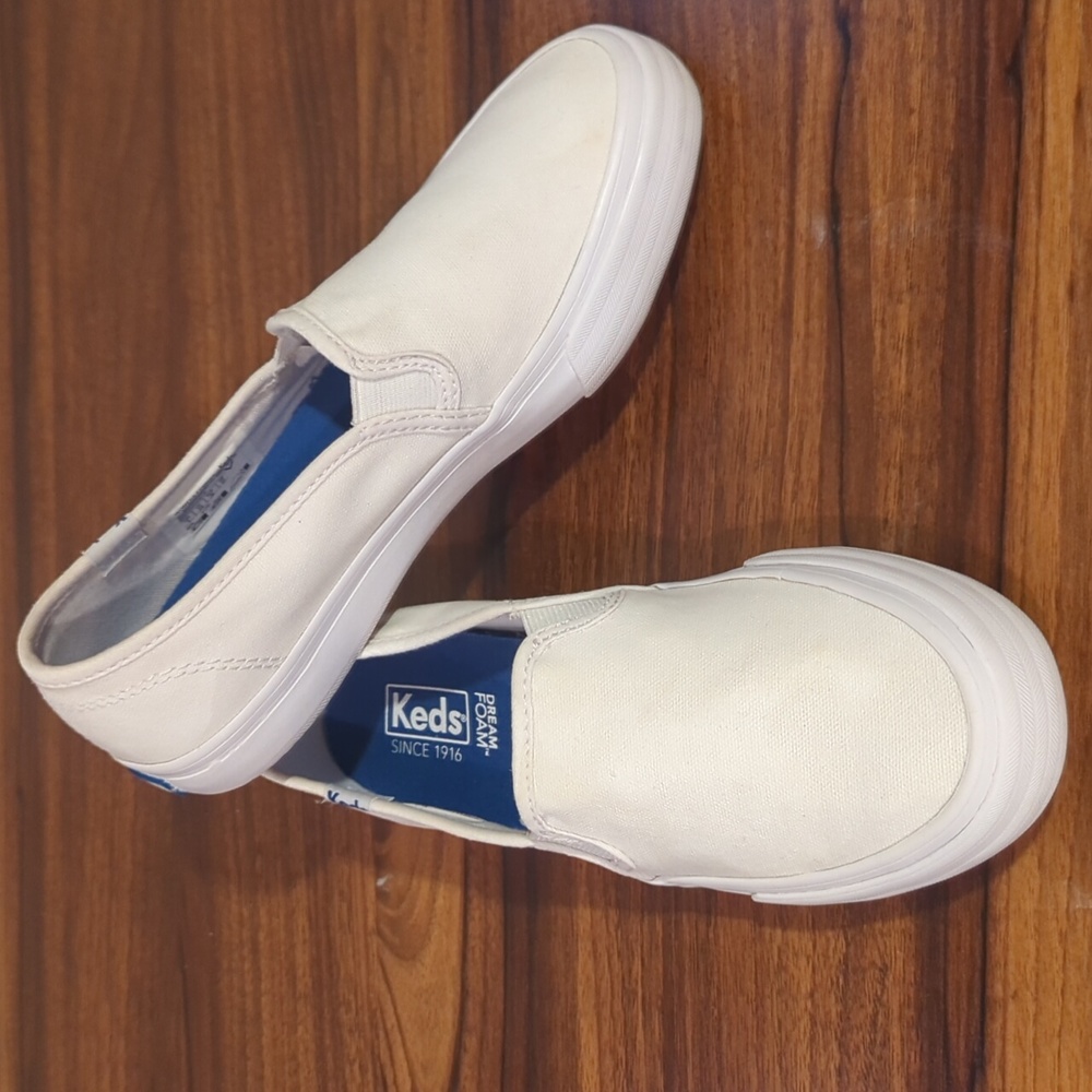 keds double decker slip on white